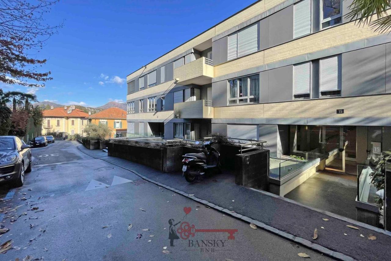 Romantic Loft With Outside Swimming Pool, 400m From Station Apartment